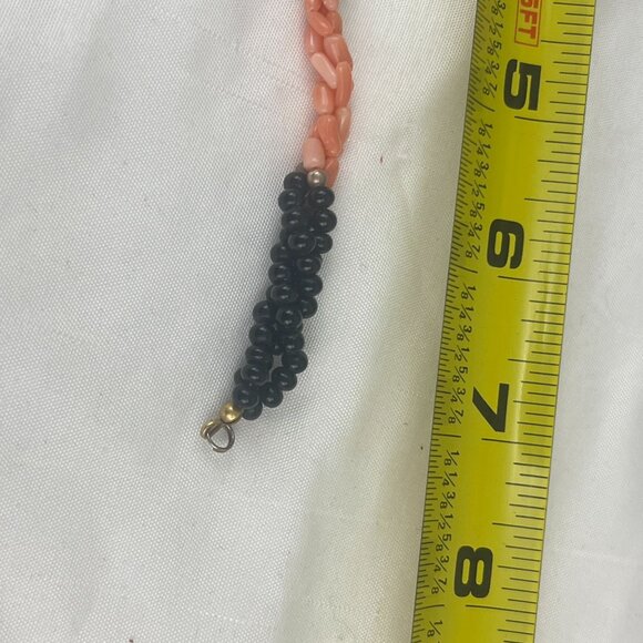 Black & Coral Beaded Twisted Bracelet With Gold-Tone Clasp - Picture 5 of 5